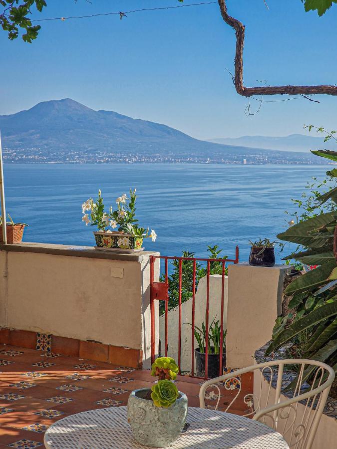 La Torretta Sea View Rooms Віко-Екуенсе Екстер'єр фото