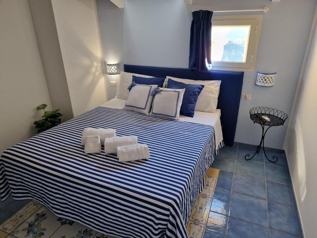 La Torretta Sea View Rooms Віко-Екуенсе Екстер'єр фото